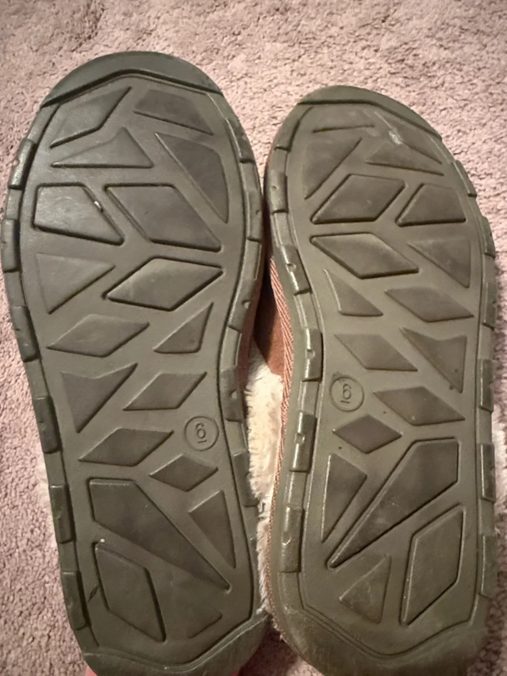 Slippers - Picture 3 of 3